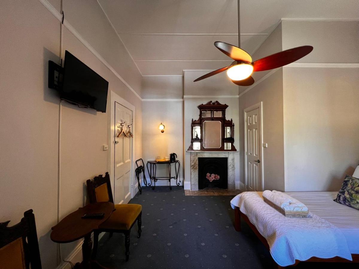 The Boutique Hotel Blue Mountains ブラックヒース エクステリア 写真